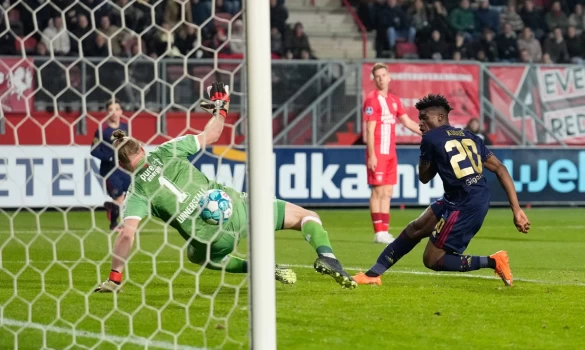 Ο Άγιαξ ζορίστηκε αλλά βρήκε τη λύση [vids]