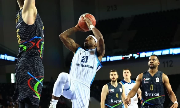 Τουρκία BSL: Φαβορί Τουρκ και Καρσίγιακα