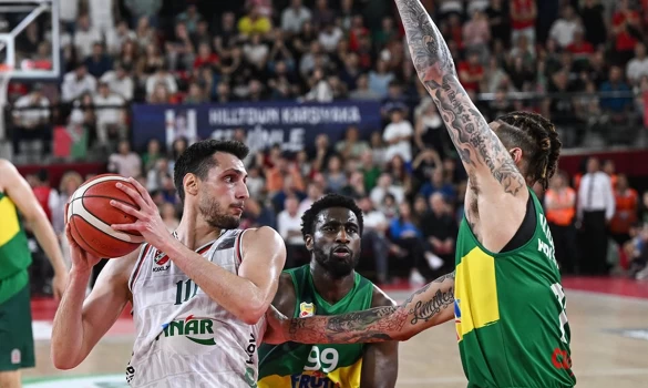 Ο ΜακΚόλουμ έκανε τη διαφορά για την Καρσίγιακα [vids]