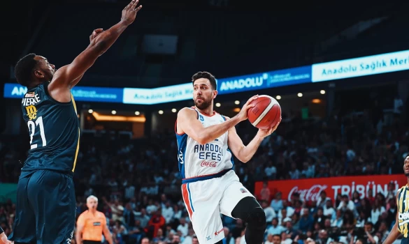 Μεγάλη ανατροπή της Εφές και προβάδισμα για τους τελικούς [vids]