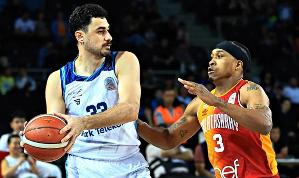 Στα ημιτελικά η Τουρκ Τέλεκομ [vids]