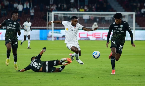 Copa Sudamericana: Λίγκα Ντε Κίτο - Ντιφένσα Χουστίσια σε υψόμετρο 2.850 μέτρων