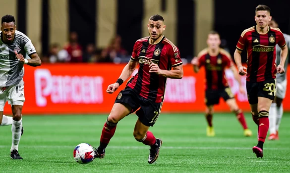 MLS: Ατλάντα - Σικάγο, με έδρα και Γιακουμάκη