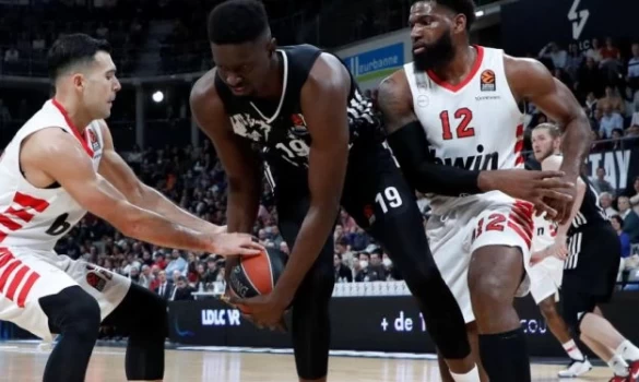 LNB: Μετρά η έδρα