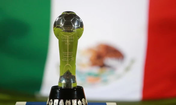 Μεξικό: Φορμαρισμένη η Κρουζ Αζούλ! 