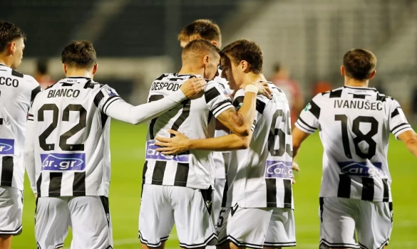 Παίρνει φωτιά το πρωτάθλημα με ειδικά στοιχήματα!