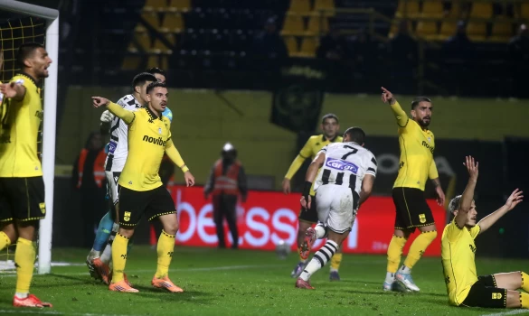 Αρης - ΠΑΟΚ 1-1: Γιακουμάκης στο 90+1’, πάγωσε το Βικελίδης!