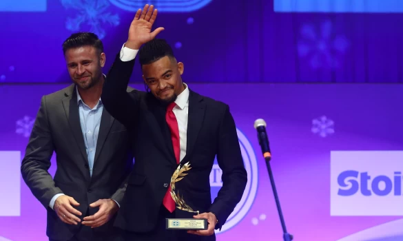 Βραβεία ΠΣΑΤ 2025: Ο Εμμανουήλ Καραλής κορυφαίος αθλητής της χρονιάς