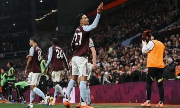 Η Βίλα λύγισε τη Γιουνάιτεντ με υπογραφή Ρότζερς