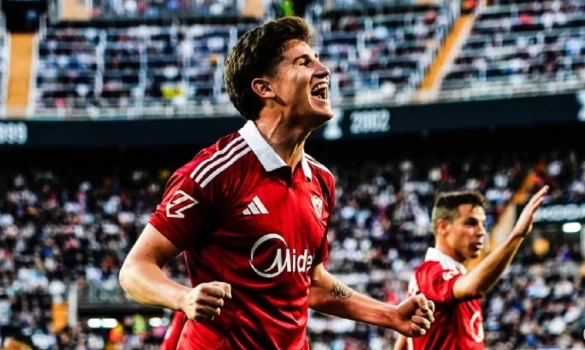 Πρόκληση για τη Σεβίλλη