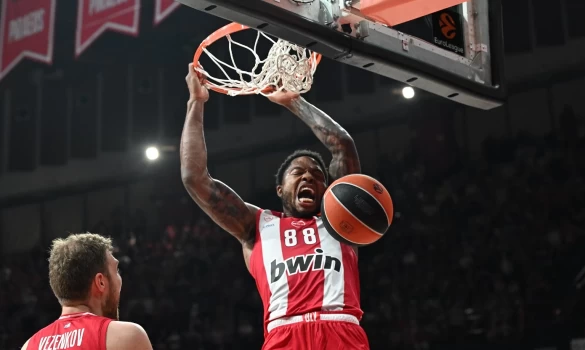 Ολυμπιακός - Μπαρτσελόνα 87-75: «Ροντέο» και δήλωση τετράδας