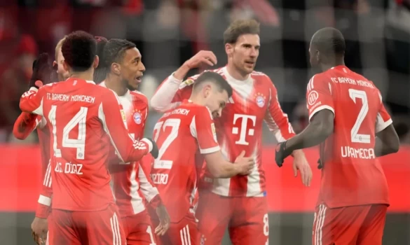 Μπάγερν οκτώ αστέρων!