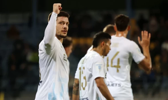 Με Γιόβιτς οδηγό η ΑΕΚ