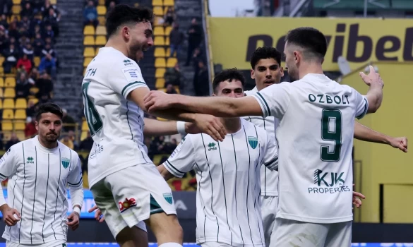 Όρθιος στη ματσάρα του Βικελίδης ο Λεβαδειακός