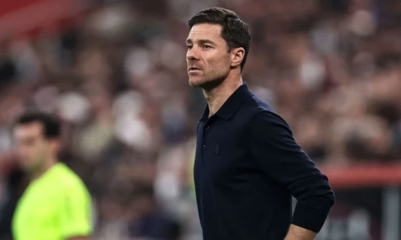 Τέλος από τη Ρεάλ ο Τσάμπι Αλόνσο, αναλαμβάνει ο Αρμπελόα