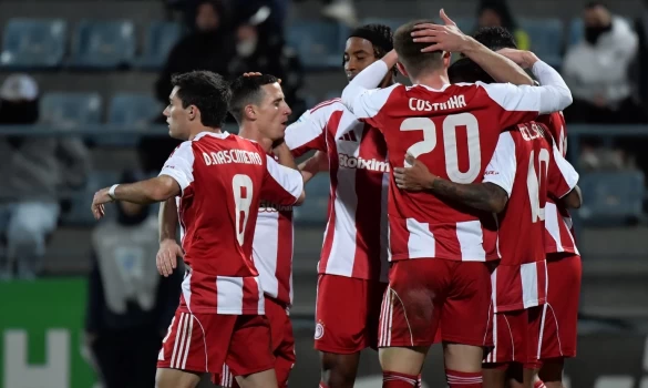 Αστέρας Τρίπολης - Ολυμπιακός 0-3: Ποντένσε,Ταρέμι υπέγραψαν το διπλό κορυφής