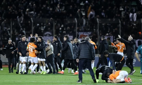 Λεβαδειακός - ΟΦΗ 0-1: Δέκα «λιοντάρια» έγραψαν ξανά Ιστορία!