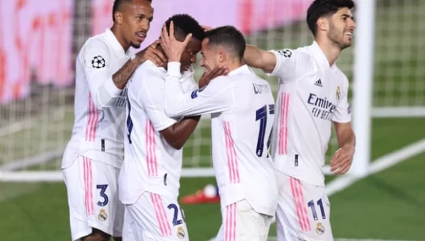 Ντέρμπι με τα όλα του!