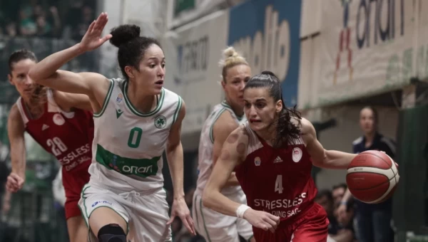 Ο Ολυμπιακός κατέκτησε το πρωτάθλημα μέσα στην Λεωφόρο!