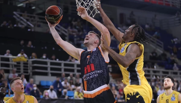 Μπρέικ του Προμηθέα κόντρα στην ΑΕΚ