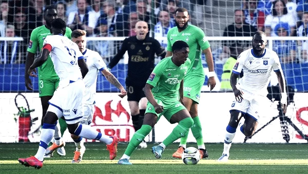 Ισοπαλία στο πρώτο μπαράζ της Οσέρ με την Σεντ Ετιέν