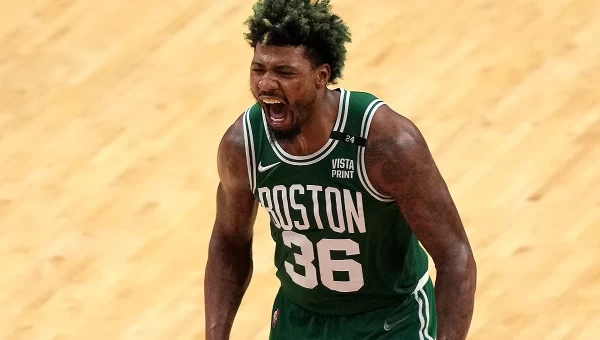 Ο Σμαρτ χάνει το Game 4