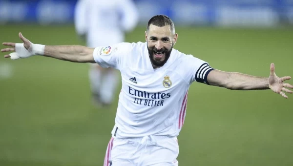 Μπενζεμά για… «χρυσή μπάλα»