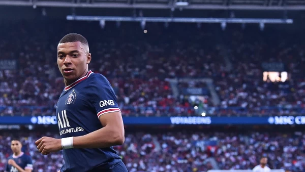 Ο Εμπαπέ έριξε... άγκυρα στο Παρίσι [vid]