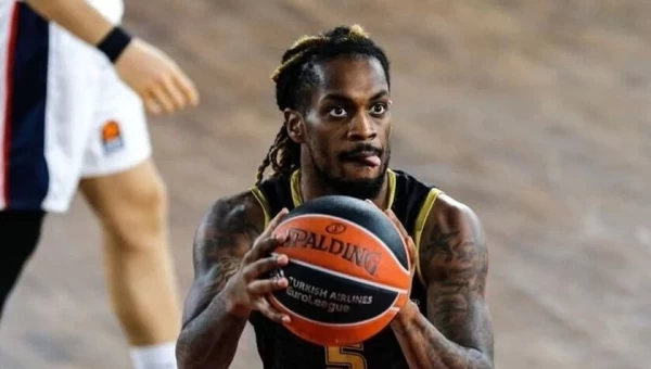 Παναθηναικός: Θέλει τον Πάρις Λι!
