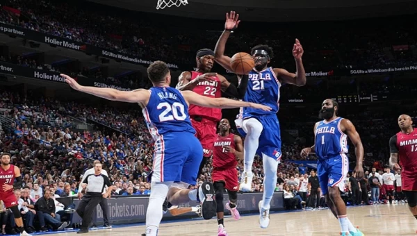 NBA: Πρόκριση για Μαϊάμι, ισοφάρισαν οι Μάβερικς!