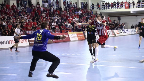 Ο Ολυμπιακός πρωταθλητής στο χάντμπολ