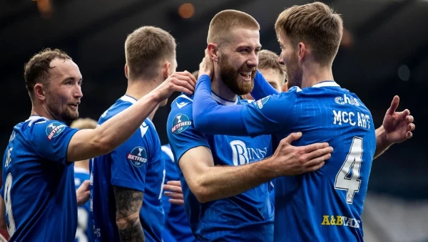 Πλέι οφ Premier Σκωτίας: «Τελειώνει» την δουλειά η Σεντ Τζόνστον