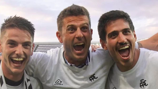 Σώθηκε η Σπέτσια του Νικολάου [vids]