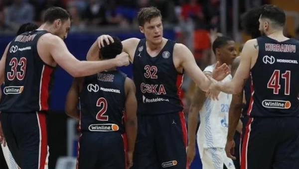 Η ΤΣΣΚΑ νίκησε με 110-111 τη Ζενίτ στην Αγία Πετρούπολη