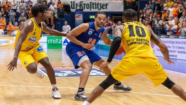 Πλέι οφ BBL: Παίρνει.. σκούπα η Αλμπα;