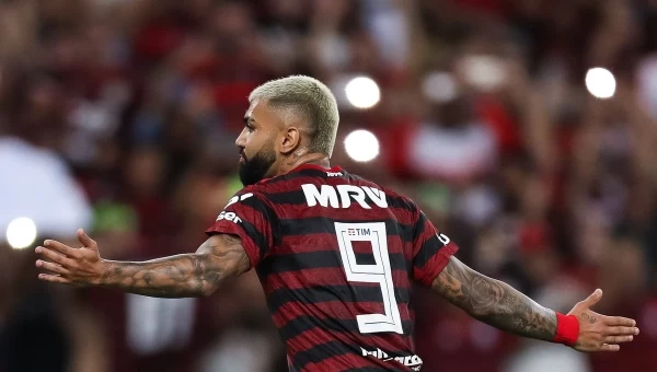 Ψάχνει κάτι μεγάλο η Φλαμένγκο