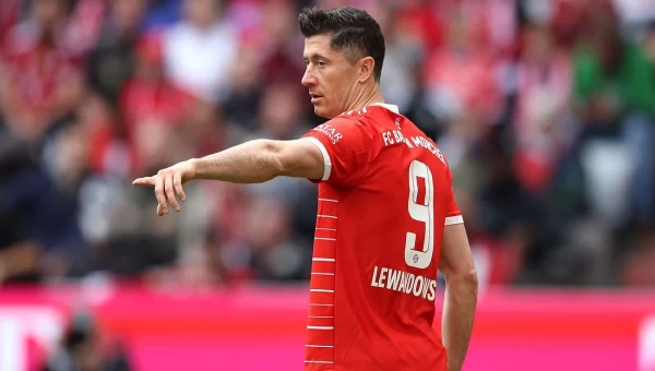 Μπαρτσελόνα: Νέα πρόταση για Λεβαντόφσκι