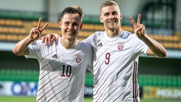 «Διπλά» για Σλοβακία και Λετονία [vids]