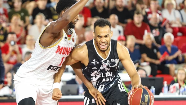 Παράταση στην αγωνία στη Γαλλία [vids]