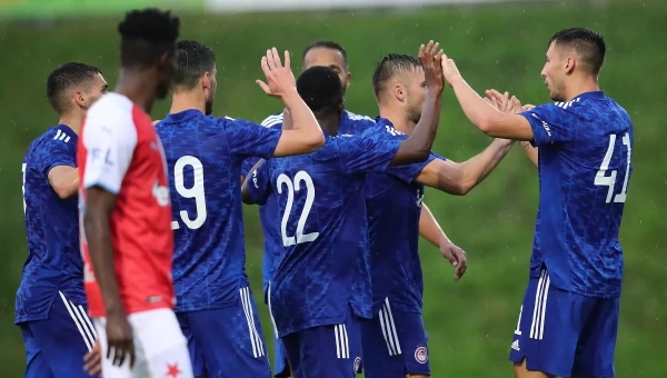 Ο Ολυμπιακός 1-1 με την Σλάβια Πράγας - Πήραν λεπτά οι Καμαρά, Ζινκερνάγκελ (vids)