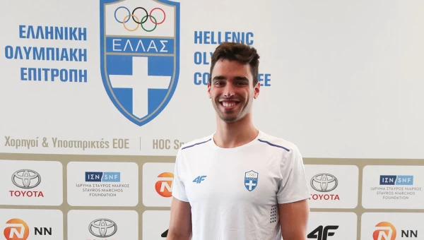 Απίστευτος Χρήστου: Πρώτος στον ημιτελικό με ρεκόρ αγώνων και πανελλήνιο ρεκόρ! [vids]