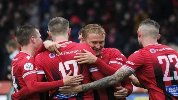 Προκριματικά Champions League: Άνετα η Βικίνγκουρ