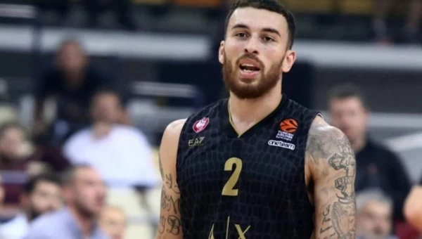 Η Μονακό ανανέωσε για τα επόμενα δύο χρόνια με τον Τζέιμς!