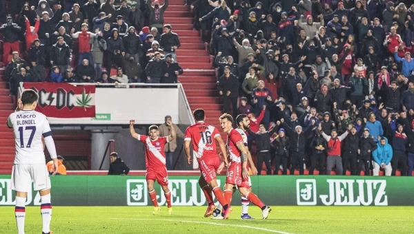 Α' Αργεντινής: Oι τιμές στο Αρχεντίνος - Μπόκα Τζούνιορς!