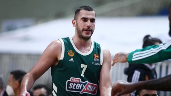 O Παναθηναικός ανανεώνει για άλλο ένα χρόνο τον Μποχωρίδη!