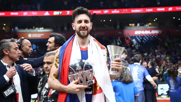 Euroleague: Ο Μίτσιτς παραμένει στην Εφές [vid]