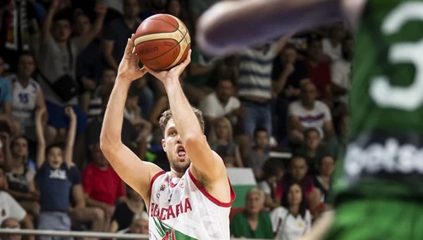 Ο Βεζένκοφ παραλίγο να νικήσει τη Λιθουανία [vid]