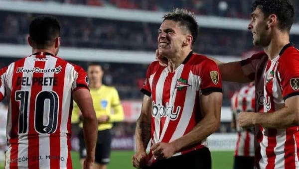 Κόπα Λιμπερταδόρες: Εστουδιάντες - Φορταλέσα. η δύναμη της έδρας