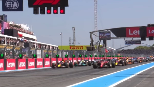 Formula 1: Η εξάντληση του Χάμιλτον, το πρόβλημα της Ferrari και ο Φερστάπεν που ξεφεύγει (vids)