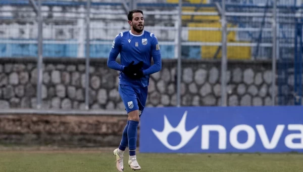 Η Λαμία ανανέωσε με τον Καραμάνο!